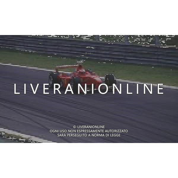 RETROSPETTIVA EDDIE IRVINE PILOTA F1 NELLA FOTO EDDIE IRVINE NEL 1998 CON LA FERRARI F 300 AG ALDO LIVERANI SAS