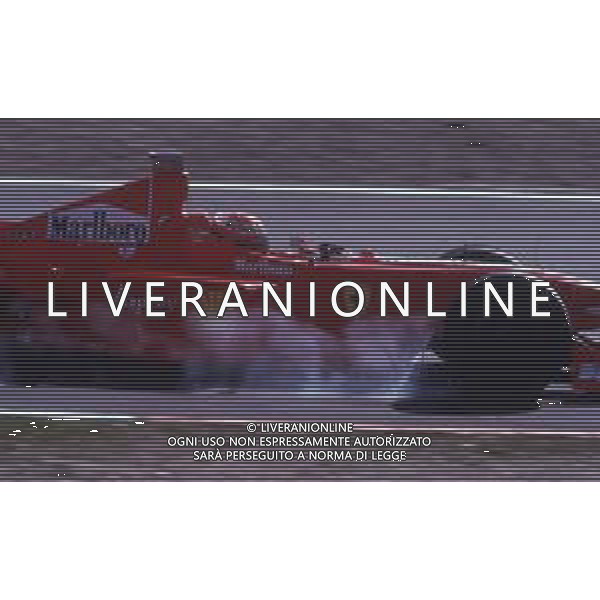 RETROSPETTIVA EDDIE IRVINE PILOTA F1 NELLA FOTO EDDIE IRVINE NEL 1998 CON LA FERRARI F 300 AG ALDO LIVERANI SAS