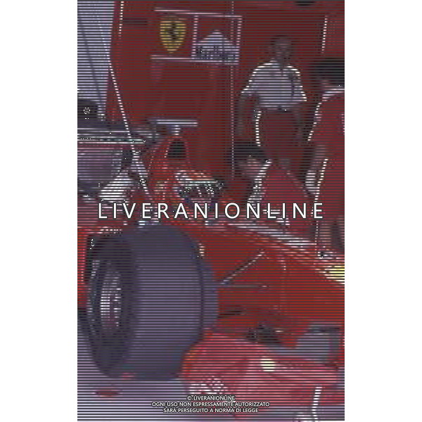 RETROSPETTIVA EDDIE IRVINE PILOTA F1 NELLA FOTO EDDIE IRVINE NEL 1998 CON LA FERRARI F 300 AG ALDO LIVERANI SAS
