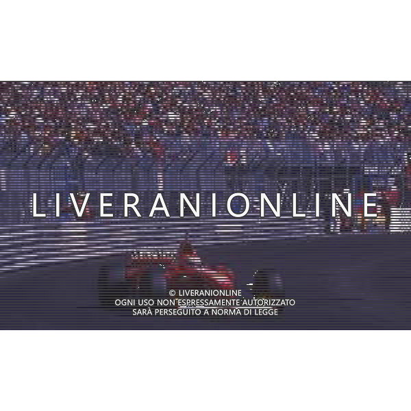 RETROSPETTIVA EDDIE IRVINE PILOTA F1 NELLA FOTO EDDIE IRVINE NEL 1997 CON LA FERRARI F 310 B AG ALDO LIVERANI SAS 