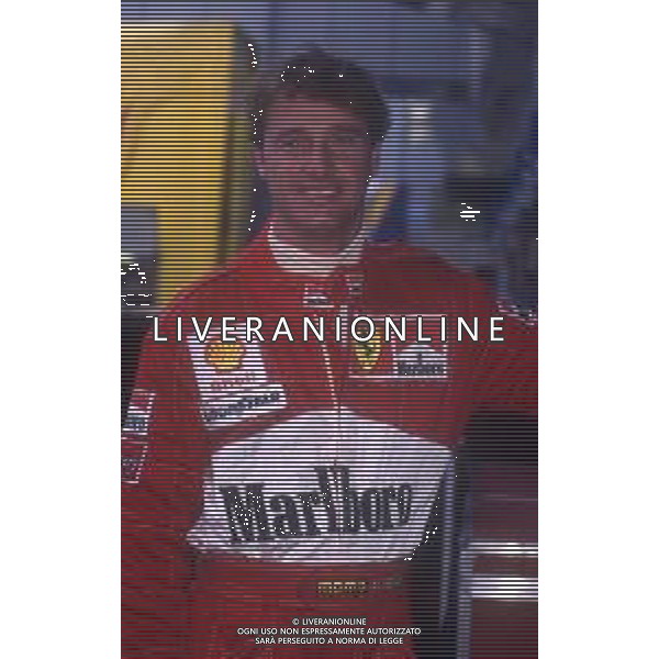 RETROSPETTIVA EDDIE IRVINE PILOTA F1 NELLA FOTO EDDIE IRVINE NEL 1997 CON LA FERRARI F 310 B AG ALDO LIVERANI SAS 