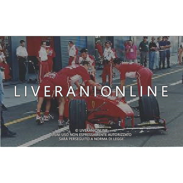 RETROSPETTIVA EDDIE IRVINE PILOTA F1 NELLA FOTO EDDIE IRVINE NEL 1997 CON LA FERRARI F 310 B AG ALDO LIVERANI SAS 