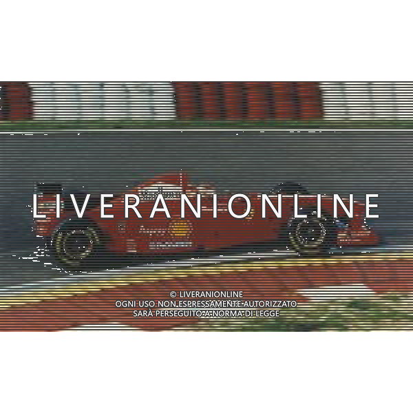 RETROSPETTIVA EDDIE IRVINE PILOTA F1 NELLA FOTO EDDIE IRVINE NEL 1997 CON LA FERRARI F 310 B AG ALDO LIVERANI SAS 