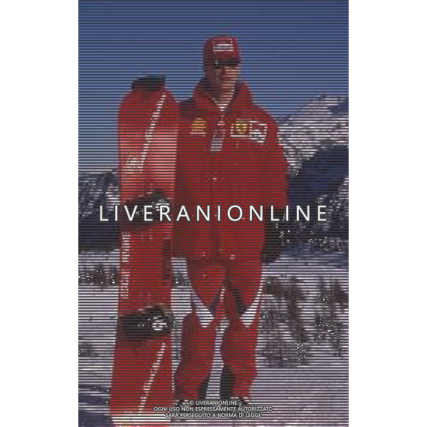 RETROSPETTIVA EDDIE IRVINE PILOTA F1 NELLA FOTO EDDIE IRVINE NEL 1997 CON LA FERRARI F 310 B AG ALDO LIVERANI SAS 