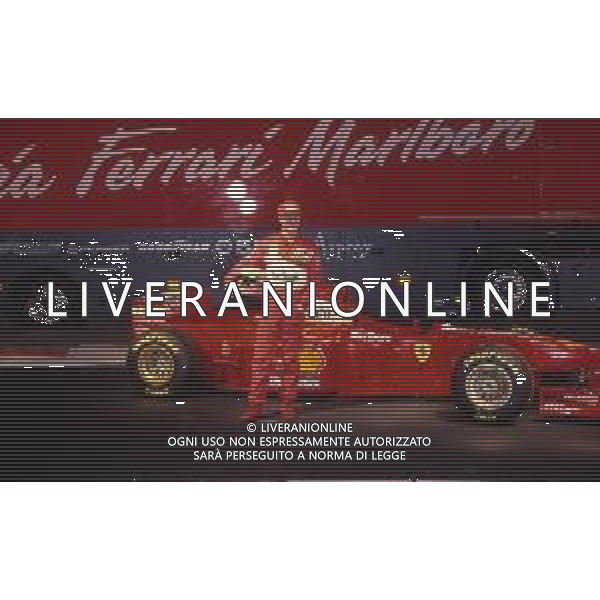 RETROSPETTIVA EDDIE IRVINE PILOTA F1 NELLA FOTO EDDIE IRVINE NEL 1997 CON LA FERRARI F 310 B AG ALDO LIVERANI SAS 