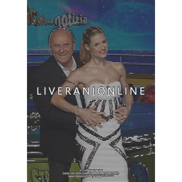 Cologno Monzese ( MI ) 15/04/2019 Mediaset - Photocall Striscia la Notizia Nella foto: Gerry Scotti e Michelle Hunziker PH Lauro Montagnini AG ALDO LIVERANI SAS