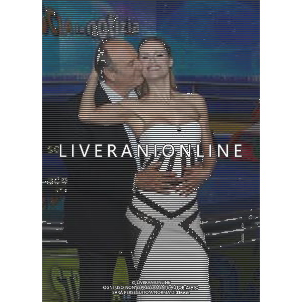 Cologno Monzese ( MI ) 15/04/2019 Mediaset - Photocall Striscia la Notizia Nella foto: Gerry Scotti e Michelle Hunziker PH Lauro Montagnini AG ALDO LIVERANI SAS