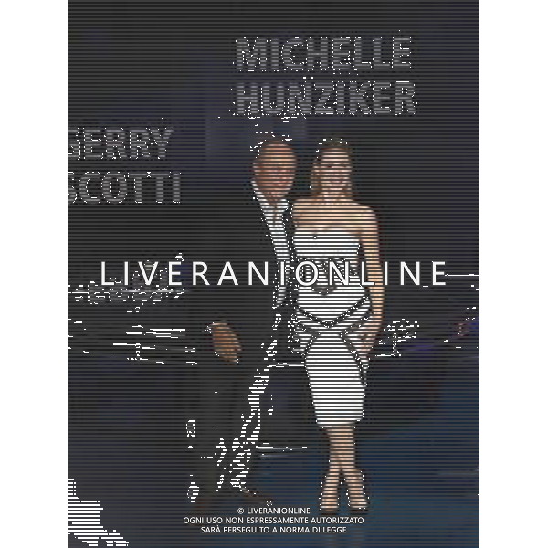Cologno Monzese ( MI ) 15/04/2019 Mediaset - Photocall Striscia la Notizia Nella foto: Gerry Scotti e Michelle Hunziker PH Lauro Montagnini AG ALDO LIVERANI SAS
