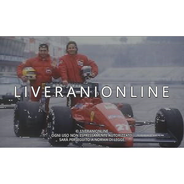 RETROSPETTIVA GERHARD BERGER PILOTA F1 NELLA FOTO GERHARD BERGER CON MICHELE ALBORETO LA FERRARI 1987 AG ALDO LIVERANI SAS 