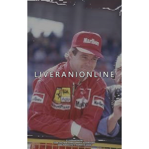 RETROSPETTIVA GERHARD BERGER PILOTA F1 NELLA FOTO GERHARD BERGER CON LA FERRARI 1994 AG ALDO LIVERANI SAS 