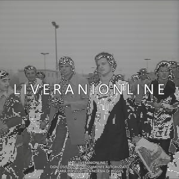 1973 MILANO -ARRIVO DELLA NAZIONALE ITALIANA DI CALCIO DA WEMBLEY DOPO L\'INCONTRO INGHILTERRA -ITALIA 0-1 CON GOAL DI FABIO CAPELLO NELLA FOTO FABIO CAPELLO AG ALDO LIVERANI SAS