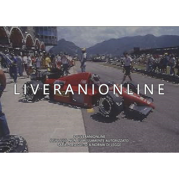 RETROSPETTIVA STEFAN JOHANSSON PILOTA F1 -1986 NELLA FOTO STEFAN JOHANSSON CON LA FERRARI AG ALDO LIVERANI SAS  