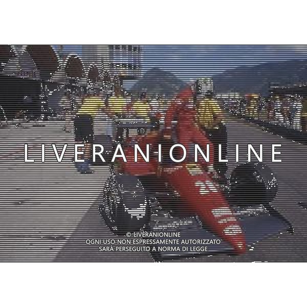 RETROSPETTIVA STEFAN JOHANSSON PILOTA F1 -1986 NELLA FOTO STEFAN JOHANSSON CON LA FERRARI AG ALDO LIVERANI SAS  