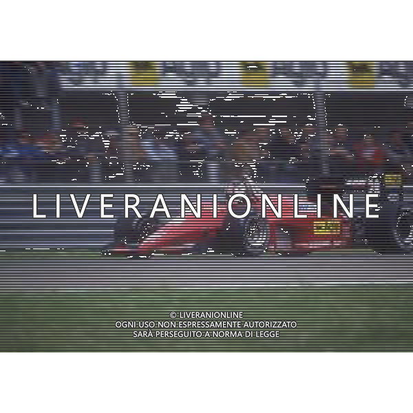 RETROSPETTIVA STEFAN JOHANSSON PILOTA F1 -1985 NELLA FOTO STEFAN JOHANSSON CON LA FERRARI AG ALDO LIVERANI SAS 