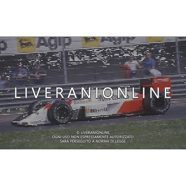 RETROSPETTIVA STEFAN JOHANSSON PILOTA F1 -1987 NELLA FOTO STEFAN JOHANSSON CON LA MC LAREN AG ALDO LIVERANI SAS  