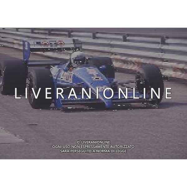 RETROSPETTIVA STEFAN JOHANSSON PILOTA F1 -1988 NELLA FOTO STEFAN JOHANSSON CON LA LIGIER AG ALDO LIVERANI SAS 
