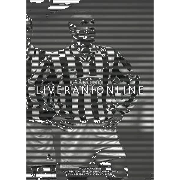 RETROSPETTIVA GIANLUCA VIALLI CALCIATORE NELLA FOTO GIANLUCA VIALLI CON LA MAGLIA DELLA JUVENTUS 1994-1995 AG ALDO LIVERANI SAS