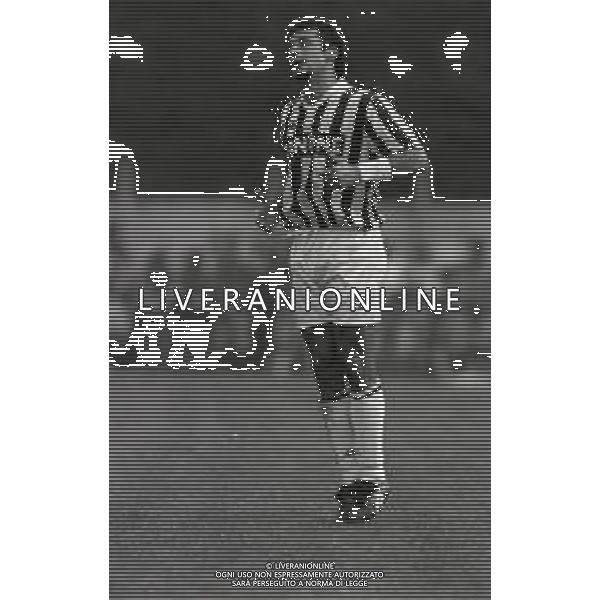RETROSPETTIVA GIANLUCA VIALLI CALCIATORE NELLA FOTO GIANLUCA VIALLI CON LA MAGLIA DELLA JUVENTUS 1994-1995 AG ALDO LIVERANI SAS