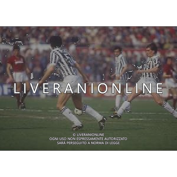 RETROSPETTIVA MARCO TARDELLI CALCIATORE NELLA FOTO MARCO TARDELLI CON LA MAGLIA DELLA JUVENTUS 1984-1985 AG ALDO LIVERANI SAS