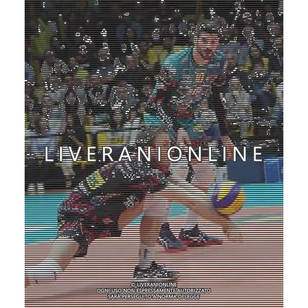 MODENA 25 04 2019 MODENA-PERUGIA 3-0 GARA 4 SEMIFINALE DEL CAMPIONATO NELLA FOTO ATANASIJEVIC E LANZA PERUGIA ©SANNA / AGENZIA ALDO LIVERANI SAS