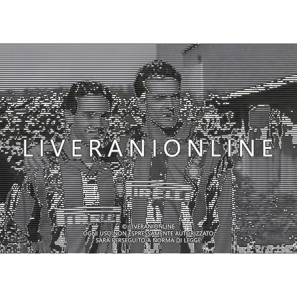 1995-1996 RETROSPETTIVA MARCO BRANCA CALCIATORE NELLA FOTO MARCO BRANCA CON LA MAGLIA DELL\'INTER CON CAIO AG ALDO LIVERANI SAS