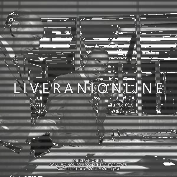 RETROSPETTIVA GAETANO AFELTRA DIRETTORE DEL GIORNALE IL GIORNO 1974 NELLA FOTO GAETANO AFELTRA AG ALDO LIVERANI SAS