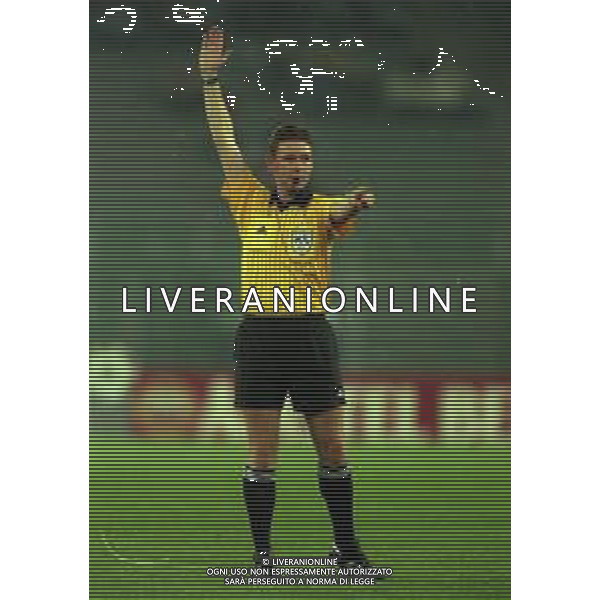 27-10-1999 ROMA-CHAMPIONS LEAGUE LAZIO BAYERN 04 LEVERKUSEN 1-1 NELLA FOTO ARBITRO HUGH DALLAS AG ALDO LIVERANI SAS