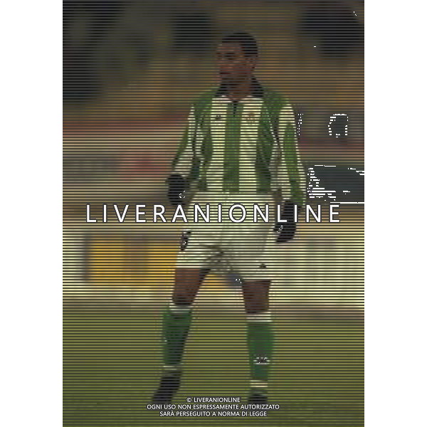 24-11-1998 BOLOGNA COPPA UEFA BOLOGNA REAL BETIS 4-1 NELLA FOTO denilson AG ALDO LIVERANI SAS