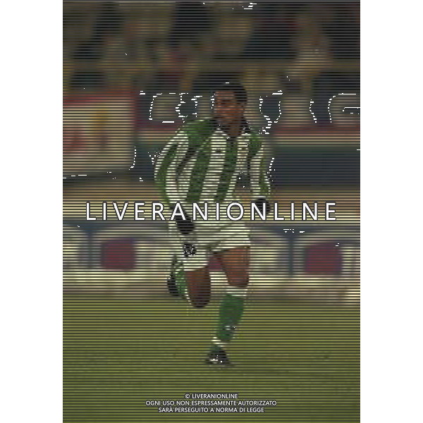 24-11-1998 BOLOGNA COPPA UEFA BOLOGNA REAL BETIS 4-1 NELLA FOTO denilson AG ALDO LIVERANI SAS