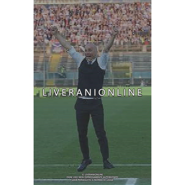 Eugenio Corini a fine partita esulta, Brescia vs Ascoli serie b, Brescia 1 maggio 2019 . AG ALDO LIVERANI SAS
