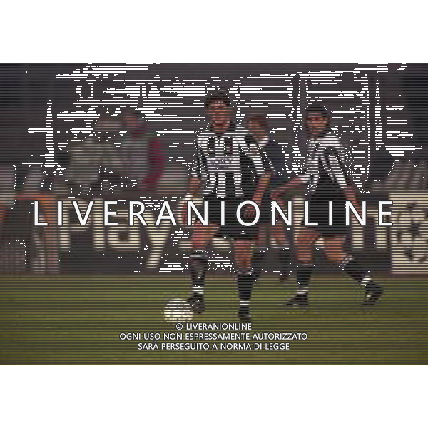 10-12-1997 TORINO-COPPA CAMPIONI JUVENTUS -MANCHESTER UNITED 1-0 NELLA FOTO ALESSIO TACCHINARDI AG ALDO LIVERANI SAS