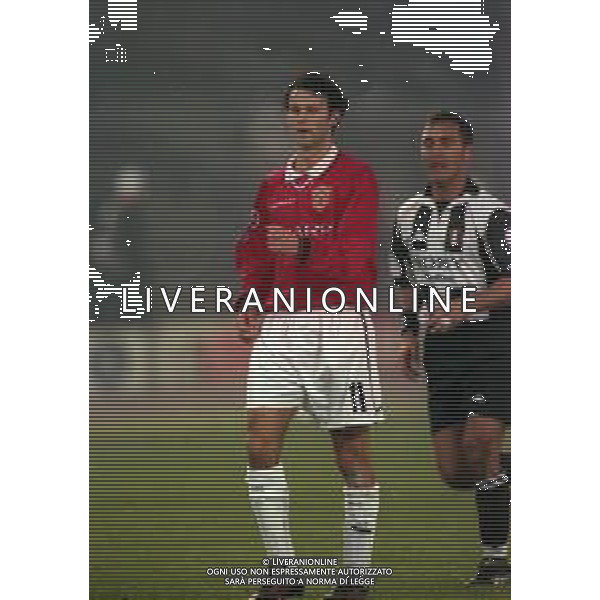 10-12-1997 TORINO-COPPA CAMPIONI JUVENTUS -MANCHESTER UNITED 1-0 NELLA FOTO RYAN GIGGS AG ALDO LIVERANI SAS