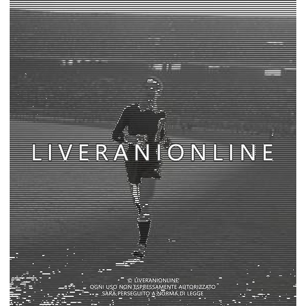 1962 RETROSPETTIVA LORENZO BUFFON CALCIATORE RUOLO PORTIERE NELLA FOTO LORENZO BUFFON CON LA MAGLIA DELL\'INTER AG ALDO LIVERANI SAS