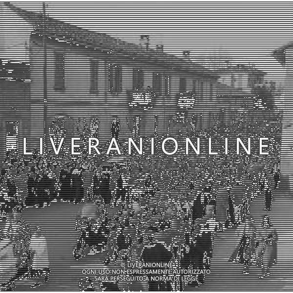 Funerali del pilota automobilistico Eugenio Castellotti, a Lodi il 16.03.1957 - RETROSPETTIVA ©ARCHIVIO / AGENZIA ALDO LIVERANI SAS