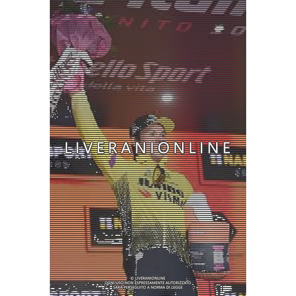 11-05-2019 Giro D\'italia; Tappa 01 Bologna - Bologna; 2019, Jumbo - Visma; Roglic, Primoz; Bologna - San Luca; ©SIROTTI / AGENZIA ALDO LIVERANI SAS