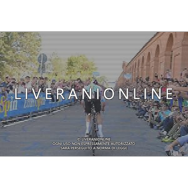 11-05-2019 Giro D\'italia; Tappa 01 Bologna - Bologna; 2019, Deceunick - Quickstep; Jungels, Bob; Bologna - San Luca; ©SIROTTI / AGENZIA ALDO LIVERANI SAS