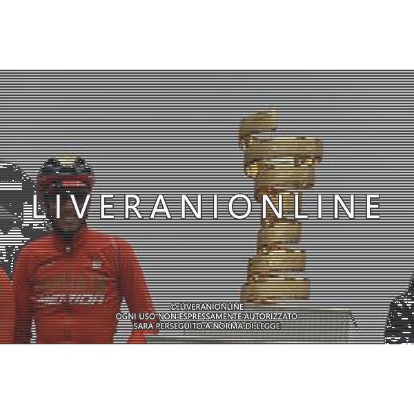 12-05-2019 Giro D\'italia; Tappa 02 Bologna - Fucecchio; 2019, Bahrain - Merida; Nibali, Vincenzo; Bologna Piazza Maggiore; - PARTENZA ©SIROTTI / AGENZIA ALDO LIVERANI SAS