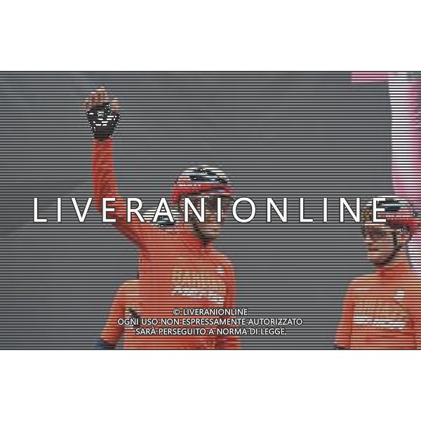 12-05-2019 Giro D\'italia; Tappa 02 Bologna - Fucecchio; 2019, Bahrain - Merida; Nibali, Vincenzo; Bologna Piazza Maggiore; - PARTENZA ©SIROTTI / AGENZIA ALDO LIVERANI SAS