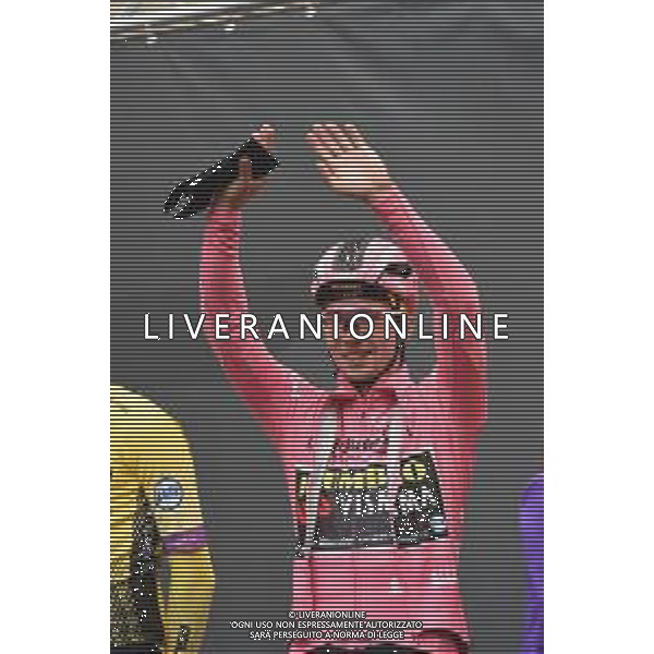 12-05-2019 Giro D\'italia; Tappa 02 Bologna - Fucecchio; 2019, Jumbo - Visma; Roglic, Primoz; Bologna Piazza Maggiore; - PARTENZA ©SIROTTI / AGENZIA ALDO LIVERANI SAS