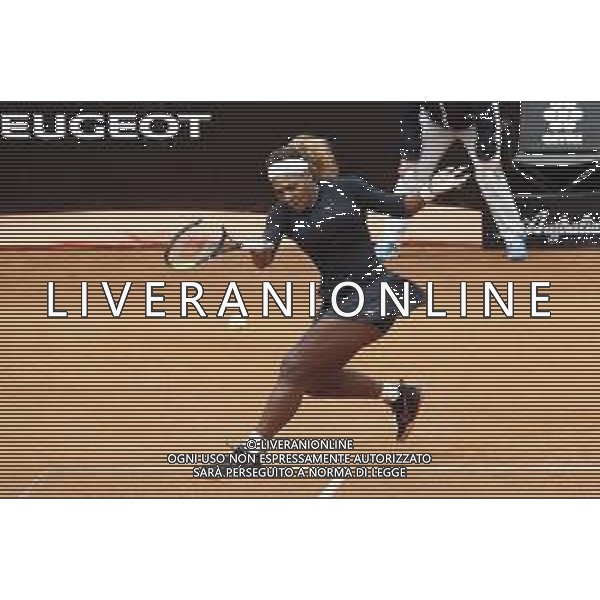 Roma 13/05/2019 - INTERNAZIONALI BNL D\' Italia 2019 - Serena Williams vs Rebecca Peterson nella foto: Serena Williams ©Claudio Zamagni/Agenzia Aldo Liverani s.a.s. Serena Williams in action during the Woman Singles match between Serena Williams and Rebecca Peterson at the The Internazionali BNL d\'Italia 2019 at Foro Italico on May 13, 2015 in Rome, Italy. / AGENZIA ALDO LIVERANI SAS