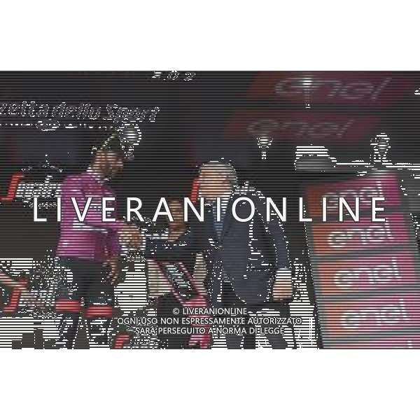 13-05-2019 Giro D\'italia; Tappa 03 Vinci - Orbetello; 2019, Uae - Emirates; Gaviria Rendon, Fernando; Tajani, Antonio; Orbetello; ©SIROTTI / AGENZIA ALDO LIVERANI SAS