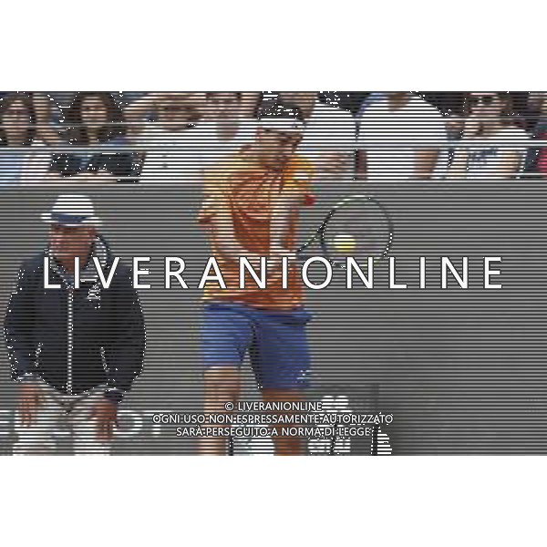 Roma 13/05/2019 - INTERNAZIONALI BNL D\' Italia 2019 - Lorenzo Sonego vs Karen Khachaanov nella foto: Lorenzo Sonego ©Claudio Zamagni/Agenzia Aldo Liverani s.a.s. Lorenzo Sonego in action during the Woman Singles match between Lorenzo Sonego and Karen Khachaanov at the The Internazionali BNL d\'Italia 2019 at Foro Italico on May 13, 2015 in Rome, Italy. / AGENZIA ALDO LIVERANI SAS