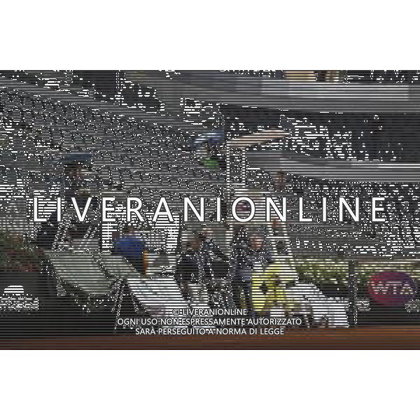 Roma 13/05/2019 - INTERNAZIONALI BNL D\' Italia 2019 - Elina Svitolina vs Victoria Azarenka - nella foto: incontro sospeso per la pioggia sul campo centrale ©Claudio Zamagni/Agenzia Aldo Liverani s.a.s. during the woman match between Elina Svitolina and Victoria Azarenka at the The Internazionali BNL d\'Italia 2019 at Foro Italico on May 14, 2019 in Rome, Italy. / AGENZIA ALDO LIVERANI SAS