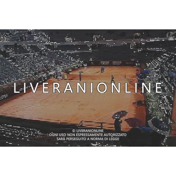 Roma 13/05/2019 - INTERNAZIONALI BNL D\' Italia 2019 - Elina Svitolina vs Victoria Azarenka - nella foto: incontro sospeso per la pioggia sul campo centrale coperto ©Claudio Zamagni/Agenzia Aldo Liverani s.a.s. during the woman match between Elina Svitolina and Victoria Azarenka at the The Internazionali BNL d\'Italia 2019 at Foro Italico on May 14, 2019 in Rome, Italy. / AGENZIA ALDO LIVERANI SAS