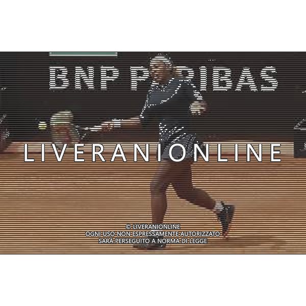 Roma 13/05/2019 - INTERNAZIONALI BNL D\' Italia 2019 - Serena Williams vs Rebecca Peterson nella foto: Serena Williams ©Claudio Zamagni/Agenzia Aldo Liverani s.a.s. in action during the Woman Singles match between Serena Williams and Rebecca Peterson at the The Internazionali BNL d\'Italia 2019 at Foro Italico on May 13, 2015 in Rome, Italy. / AGENZIA ALDO LIVERANI SAS