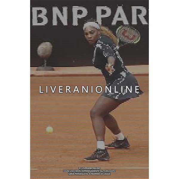 Roma 13/05/2019 - INTERNAZIONALI BNL D\' Italia 2019 - Serena Williams vs Rebecca Peterson nella foto: Serena Williams ©Claudio Zamagni/Agenzia Aldo Liverani s.a.s. Serena Williams in action during the Woman Singles match between Serena Williams and Rebecca Peterson at the The Internazionali BNL d\'Italia 2019 at Foro Italico on May 13, 2015 in Rome, Italy. / AGENZIA ALDO LIVERANI SAS