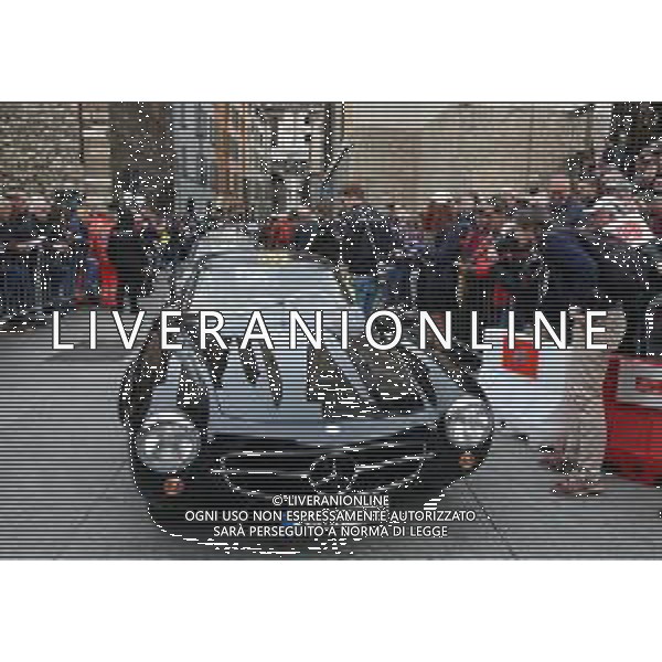 1000miglia punzonatura piazza vittoria.Brescia 15 maggio 2019.ph Fotolive Fabrizio Cattina / AGENZIA ALDO LIVERANI SAS - Mille Miglia Punzonatura e Partenza della 37sima rievocazione in Piazza Vittoria a Brescia 15.05.2019