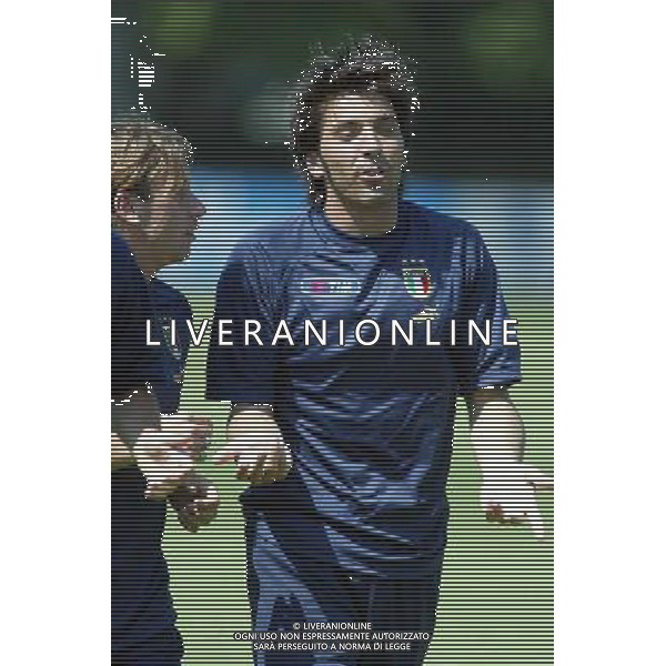 Coverciano 31/05/2005 Raduno e Allenamento della Nazionale Italiana Calcio nella foto antonio cassano e gianluca buffon ph gianni nucci/agenzia aldo liverani