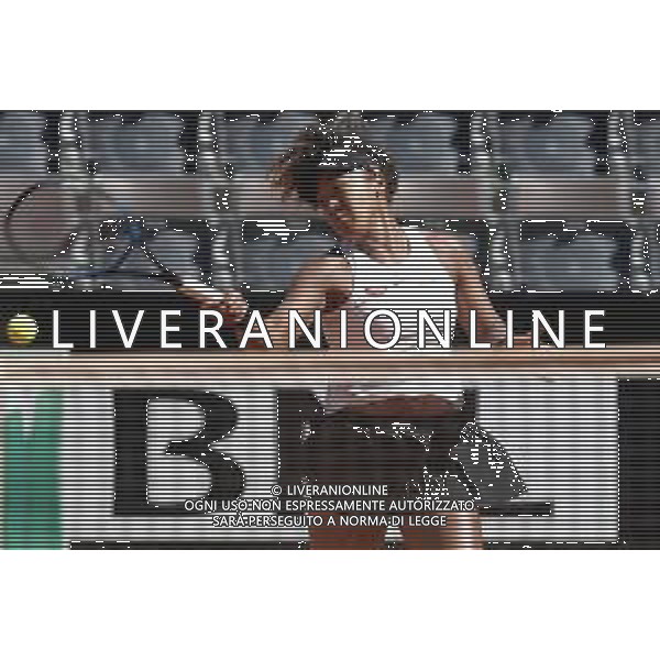 Roma 16/05/2019 - INTERNAZIONALI BNL D\' Italia 2019 - Naomi Osaka vs Dominika Cibulkova - nella foto: Naomi Osaka ©Claudio Zamagni/Agenzia Aldo Liverani s.a.s. Naomi Osaka during the match between Naomi Osaka and Dominika Cibulkova at the The Internazionali BNL d\'Italia 2019 at Foro Italico on May 16, 2019 in Rome, Italy. Photo Credit by Claudio Zamagni-Aldo Liverani Photo Agency / AGENZIA ALDO LIVERANI SAS