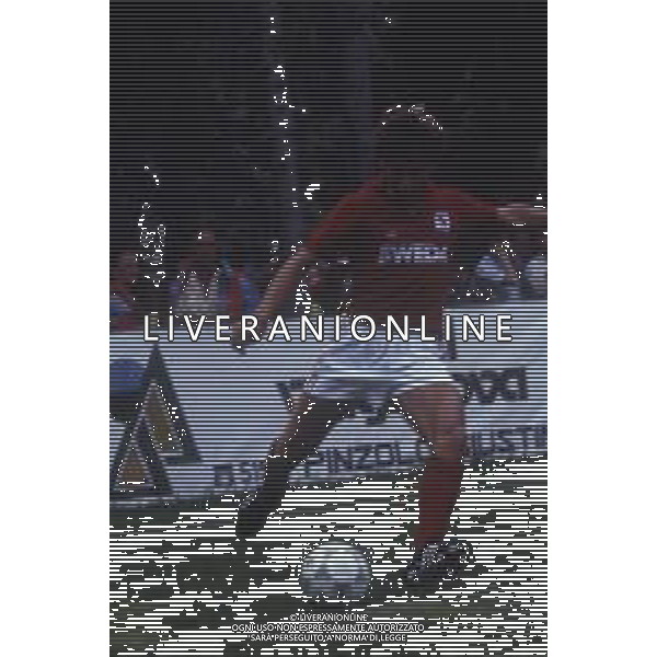 RETROSPETTIVA MASSIMO CRIPPA CALCIATORE NELLA FOTO MASSIMO CRIPPA CON LA MAGLIA DEL TORINO CALCIO 1987-1988 AG ALDO LIVERANI SAS